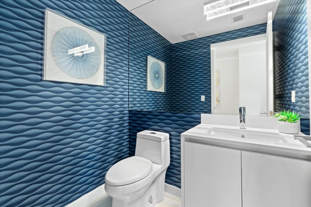 For Sale: $2,750,000 (2 beds, 2 baths, 1990 Square Feet)