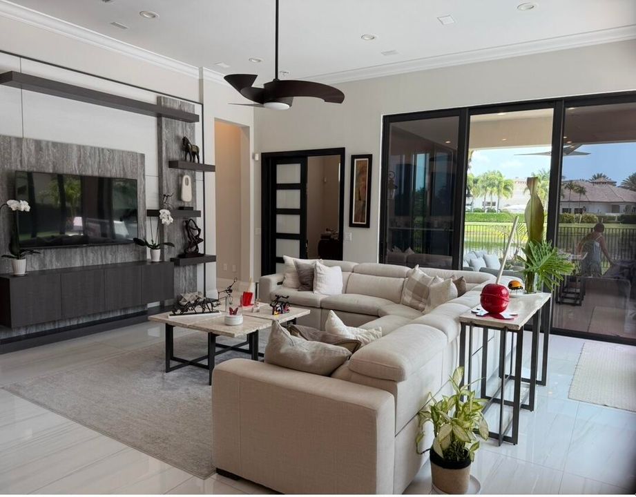 待售: $2,879,000 (5 贝兹, 6 浴室, 4800 平方英尺)