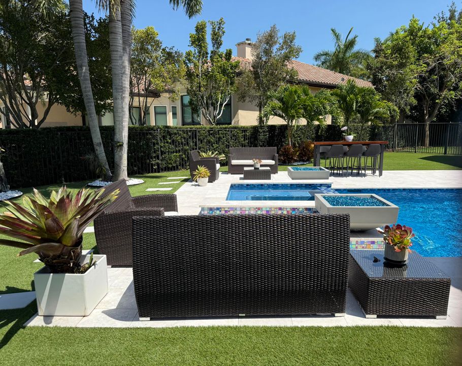 待售: $2,879,000 (5 贝兹, 6 浴室, 4800 平方英尺)