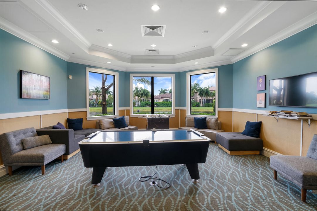 待售: $2,879,000 (5 贝兹, 6 浴室, 4800 平方英尺)