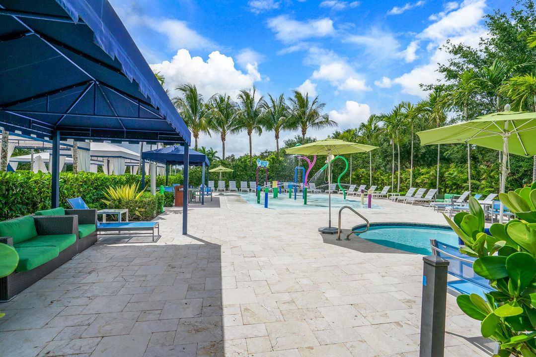 待售: $2,879,000 (5 贝兹, 6 浴室, 4800 平方英尺)