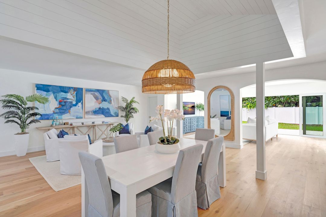 For Sale: $1,589,000 (4 beds, 3 baths, 2317 Square Feet)