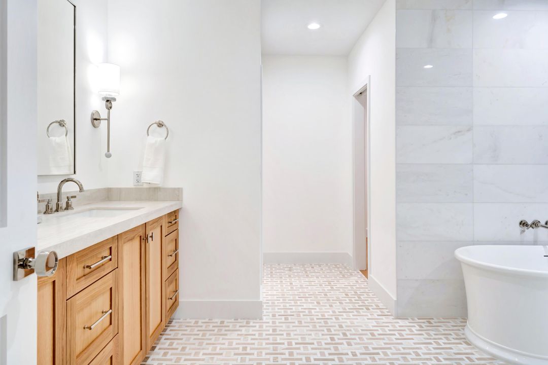 For Sale: $1,589,000 (4 beds, 3 baths, 2317 Square Feet)