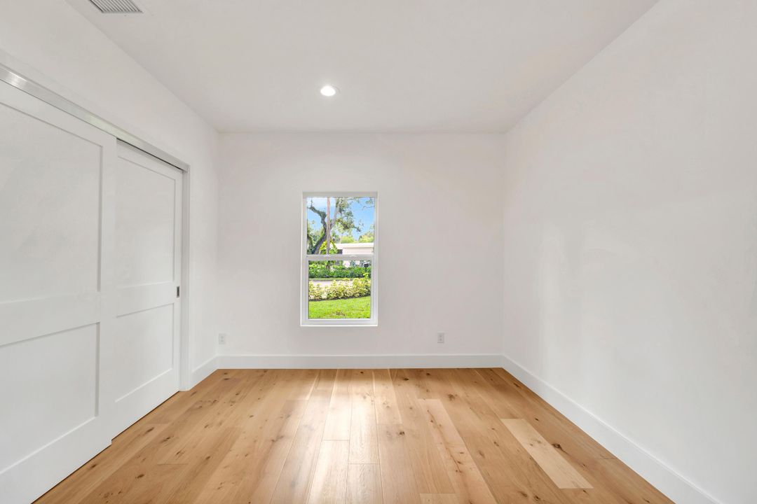 For Sale: $1,589,000 (4 beds, 3 baths, 2317 Square Feet)