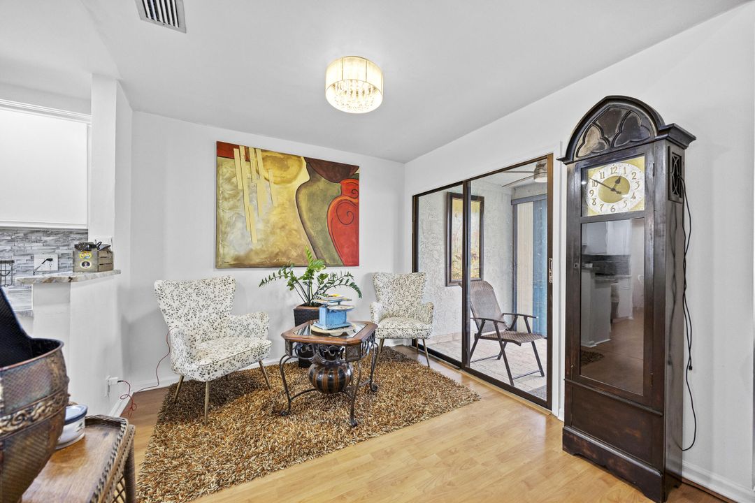 En Venta: $325,000 (2 camas, 2 baños, 1266 Pies cuadrados)