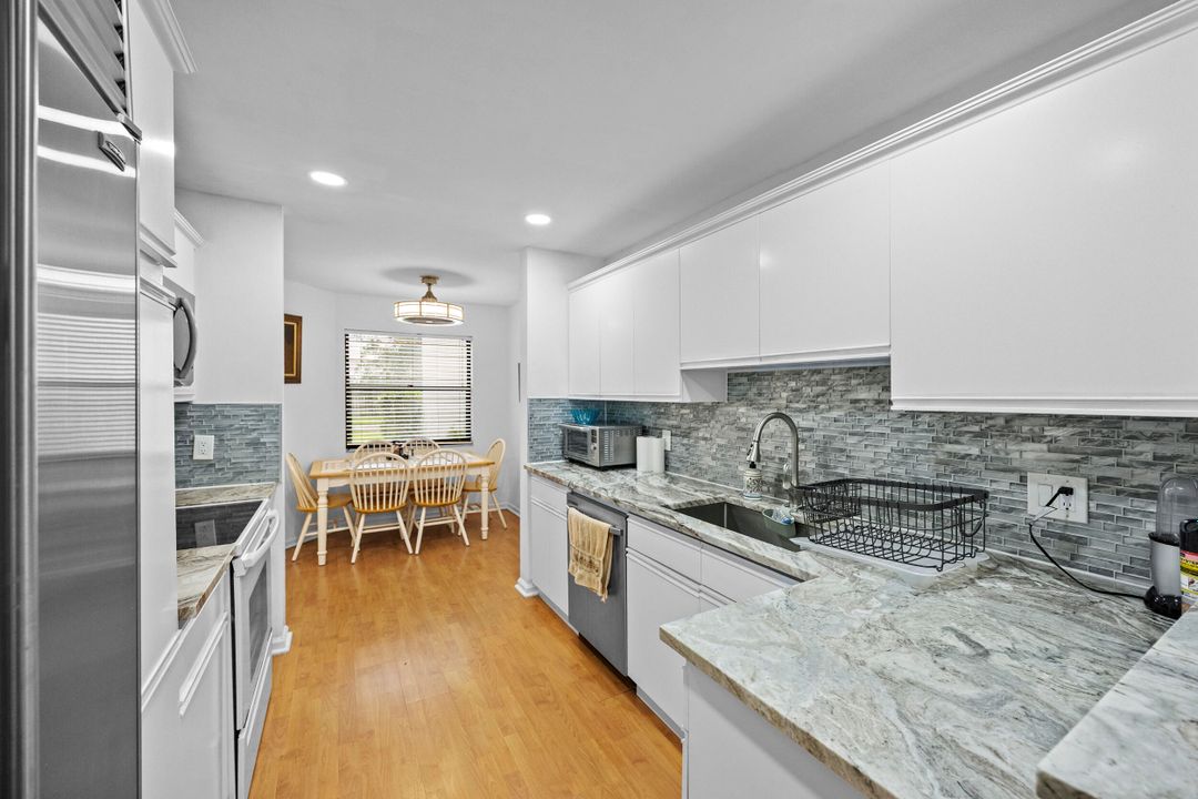 En Venta: $325,000 (2 camas, 2 baños, 1266 Pies cuadrados)