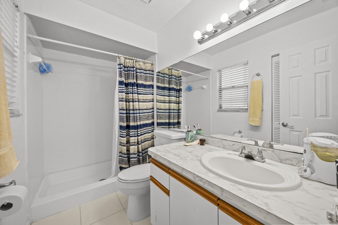 En Venta: $325,000 (2 camas, 2 baños, 1266 Pies cuadrados)