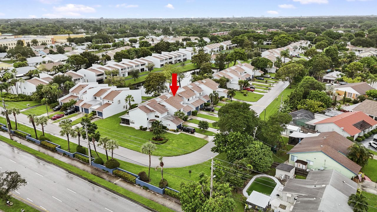 En Venta: $325,000 (2 camas, 2 baños, 1266 Pies cuadrados)