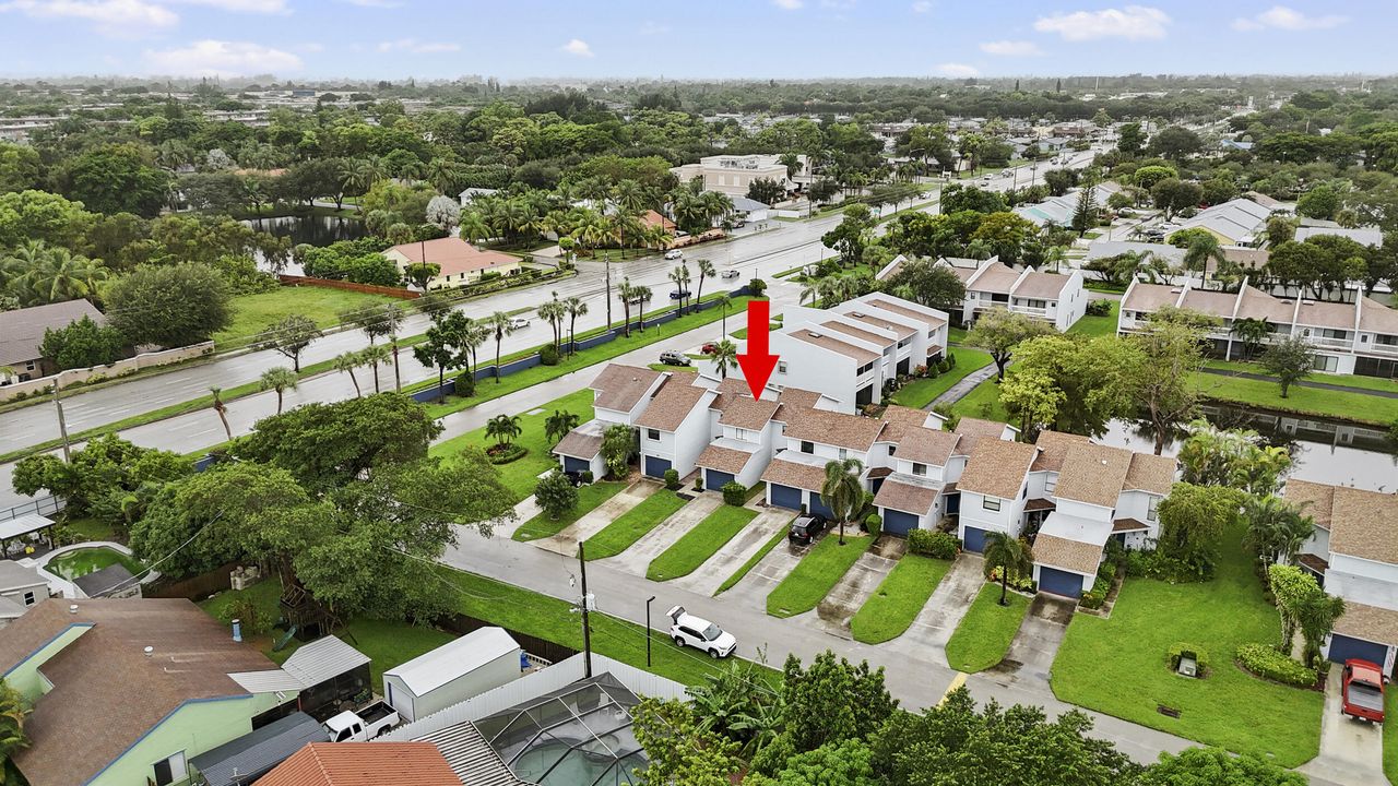 En Venta: $325,000 (2 camas, 2 baños, 1266 Pies cuadrados)