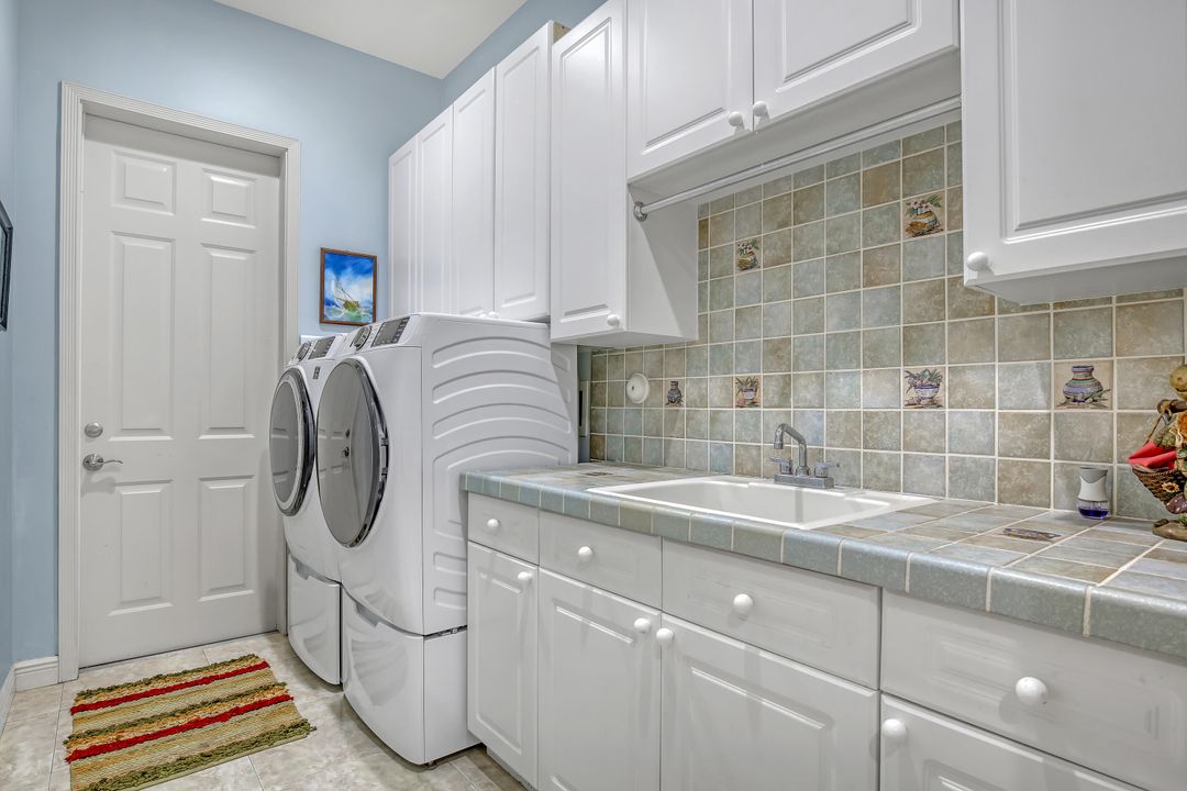 For Sale: $1,846,250 (4 beds, 3 baths, 3354 Square Feet)