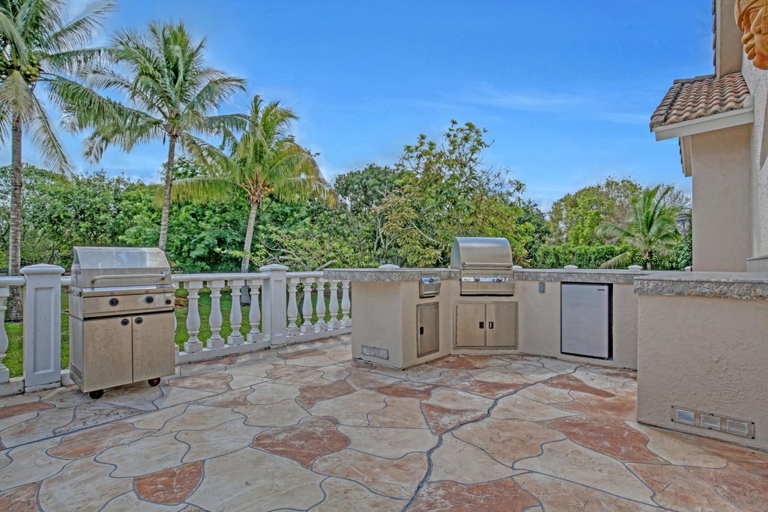 For Sale: $1,846,250 (4 beds, 3 baths, 3354 Square Feet)