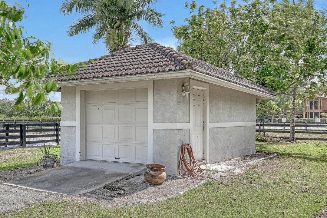 For Sale: $1,846,250 (4 beds, 3 baths, 3354 Square Feet)