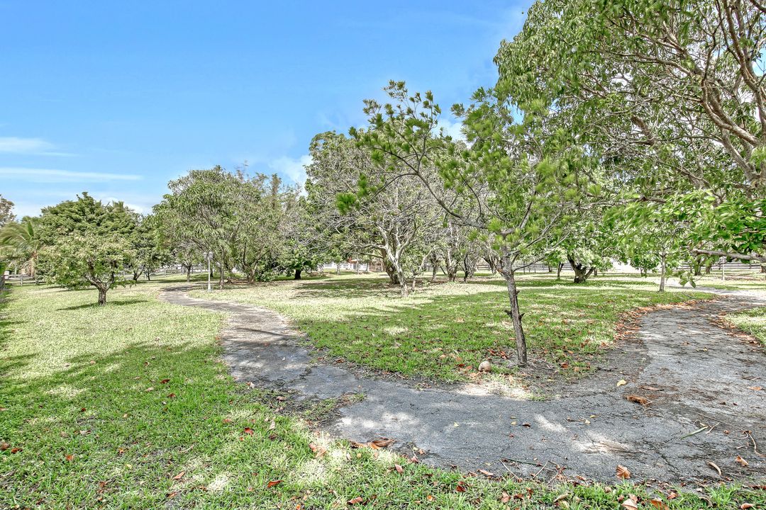 For Sale: $1,846,250 (4 beds, 3 baths, 3354 Square Feet)