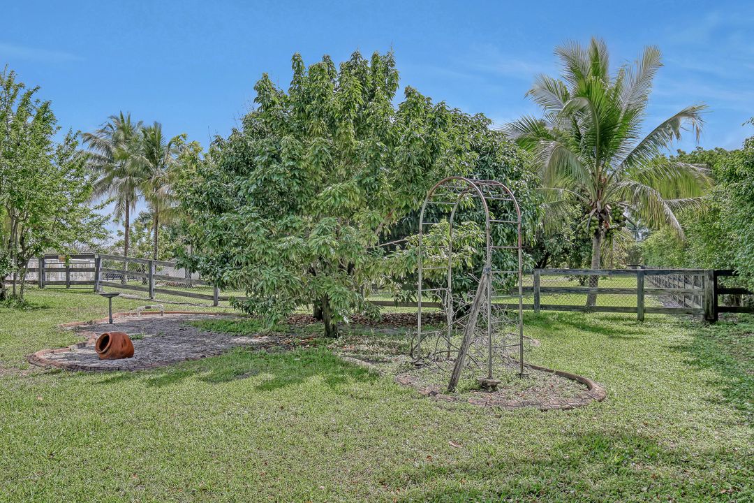 For Sale: $1,846,250 (4 beds, 3 baths, 3354 Square Feet)