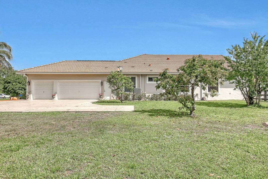 For Sale: $1,846,250 (4 beds, 3 baths, 3354 Square Feet)