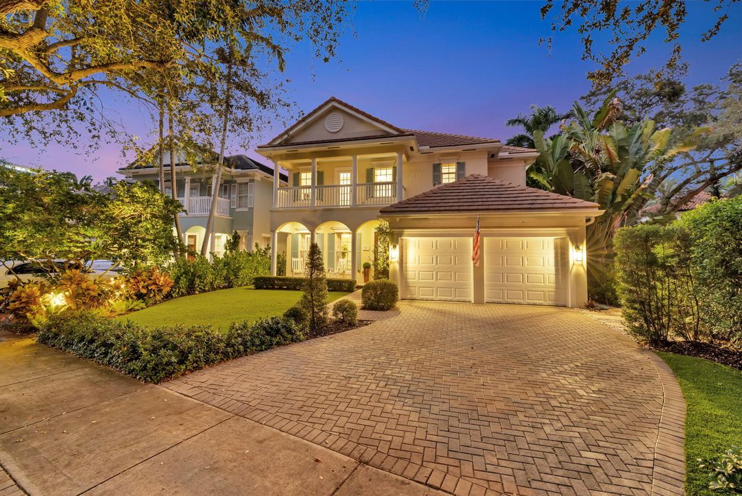 For Rent: $14,000 (5 beds, 4 baths, 3407 Square Feet)