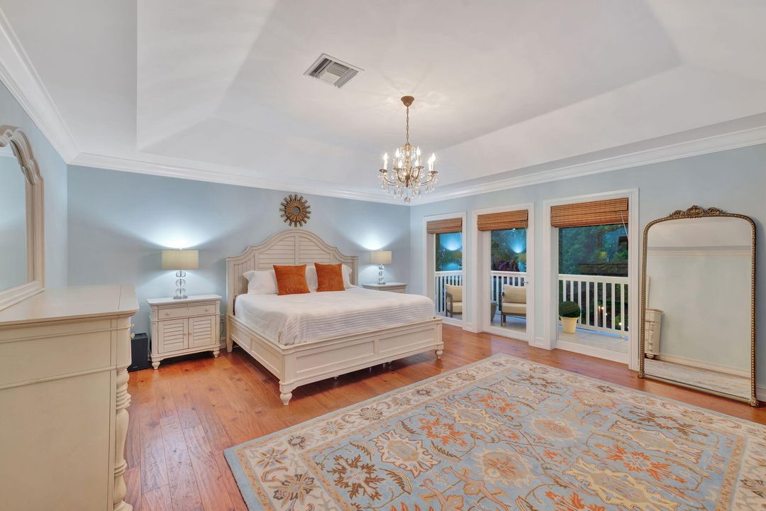 For Rent: $14,000 (5 beds, 4 baths, 3407 Square Feet)