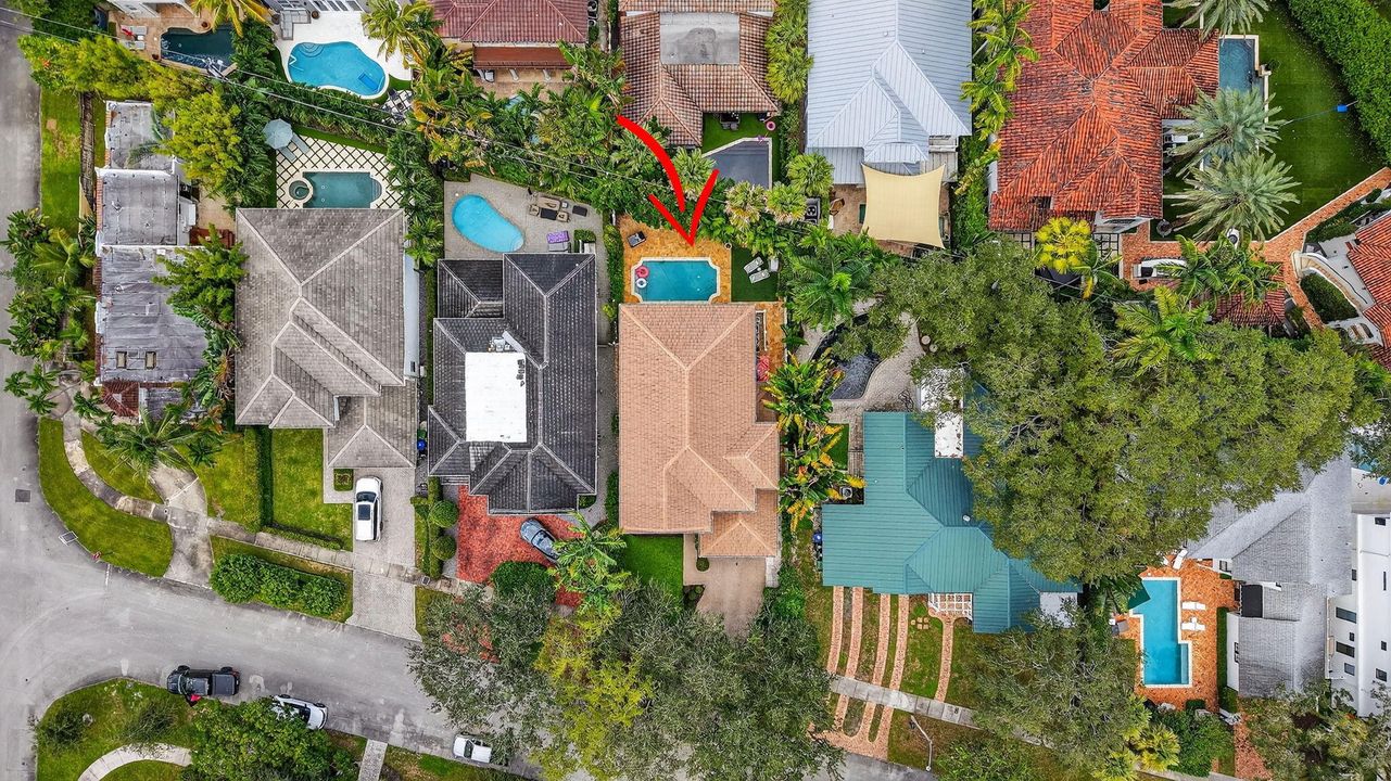 For Rent: $14,000 (5 beds, 4 baths, 3407 Square Feet)