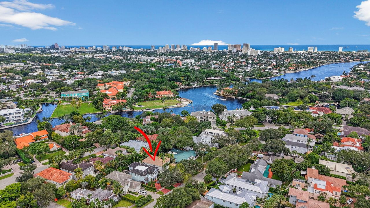 For Rent: $14,000 (5 beds, 4 baths, 3407 Square Feet)