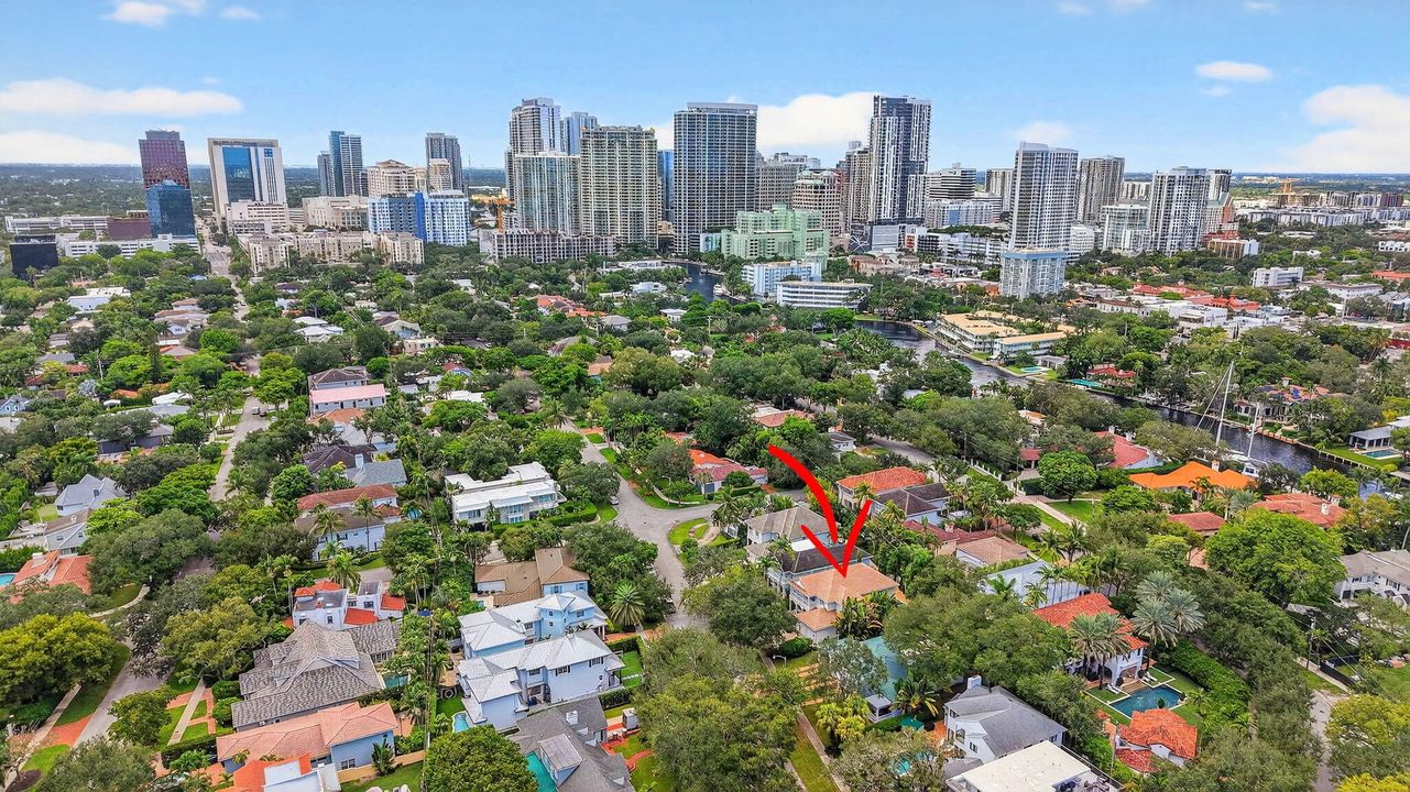 For Rent: $14,000 (5 beds, 4 baths, 3407 Square Feet)