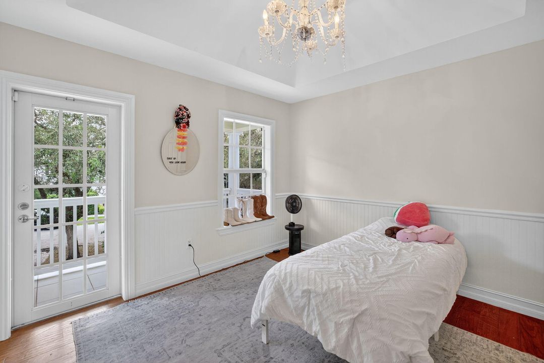 For Rent: $14,000 (5 beds, 4 baths, 3407 Square Feet)