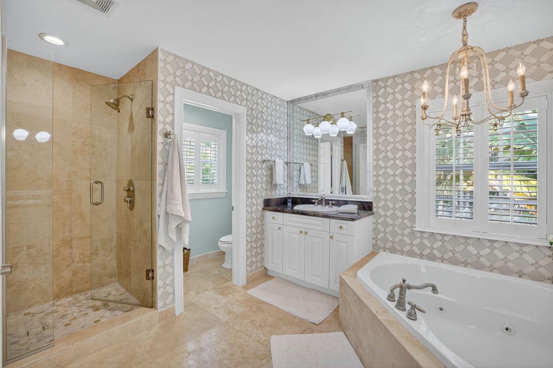 For Rent: $14,000 (5 beds, 4 baths, 3407 Square Feet)