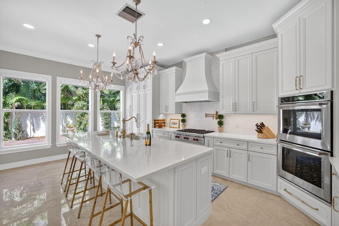 For Rent: $14,000 (5 beds, 4 baths, 3407 Square Feet)