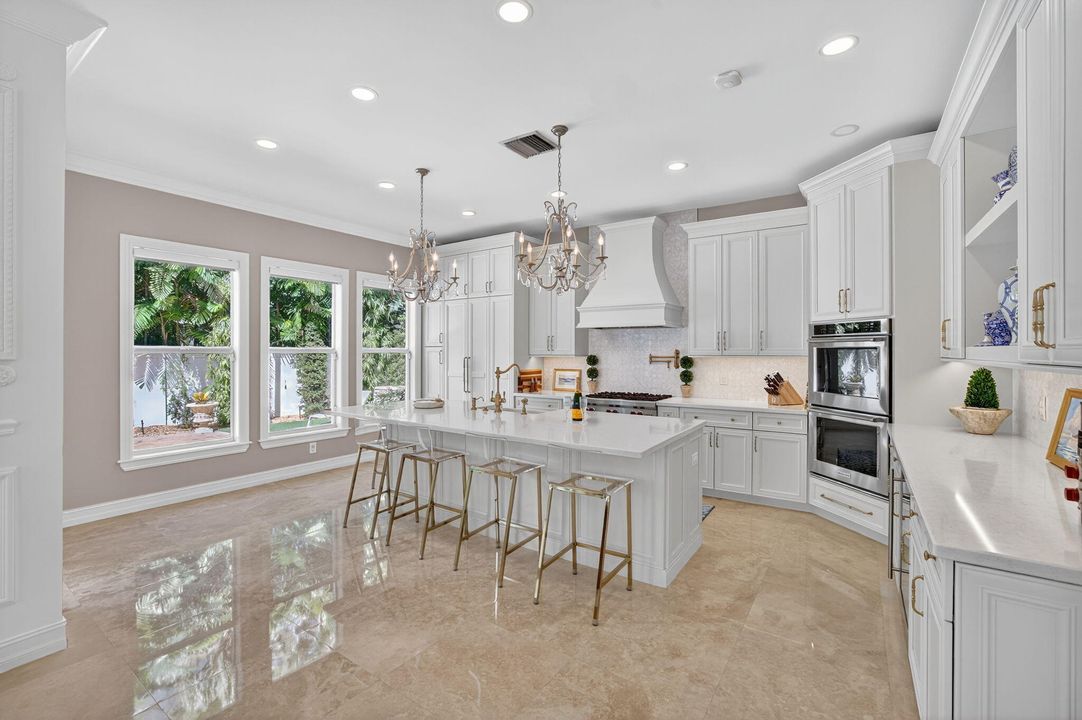 For Rent: $14,000 (5 beds, 4 baths, 3407 Square Feet)