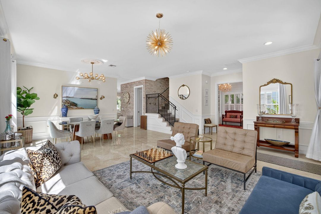 For Rent: $14,000 (5 beds, 4 baths, 3407 Square Feet)