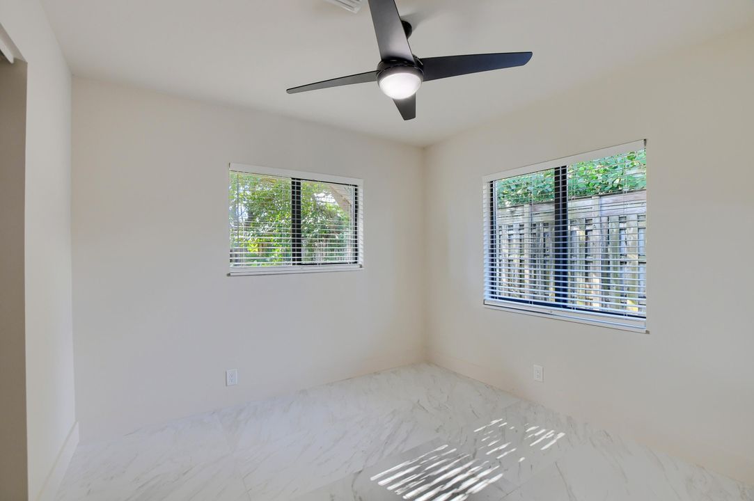 Activo con contrato: $2,300 (2 camas, 1 baños, 800 Pies cuadrados)