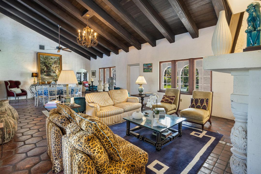 En Renta: $15,000 (7 camas, 4 baños, 3910 Pies cuadrados)