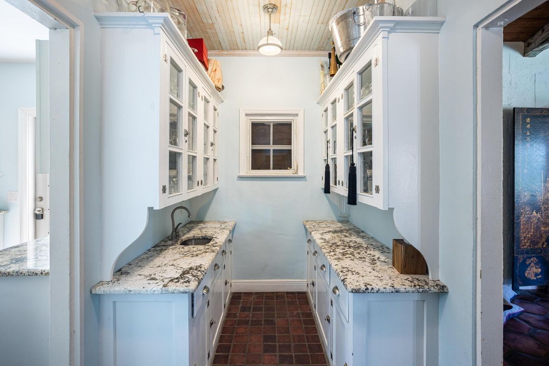 En Renta: $15,000 (7 camas, 4 baños, 3910 Pies cuadrados)