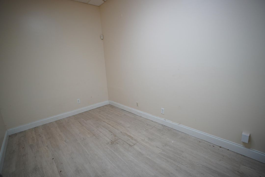 На продажу: $3,400 (0 спален, 0 ванн, 9460 Квадратных фут)