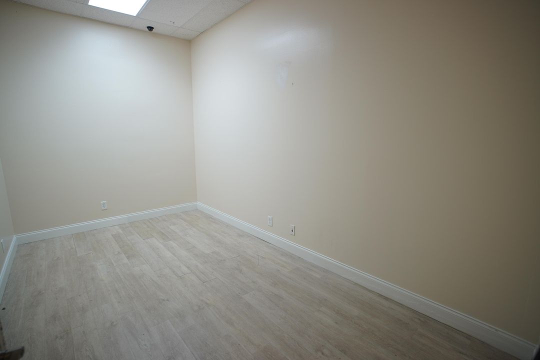 На продажу: $3,400 (0 спален, 0 ванн, 9460 Квадратных фут)