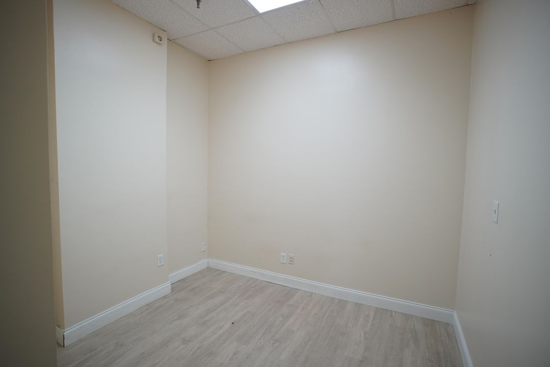 На продажу: $3,400 (0 спален, 0 ванн, 9460 Квадратных фут)