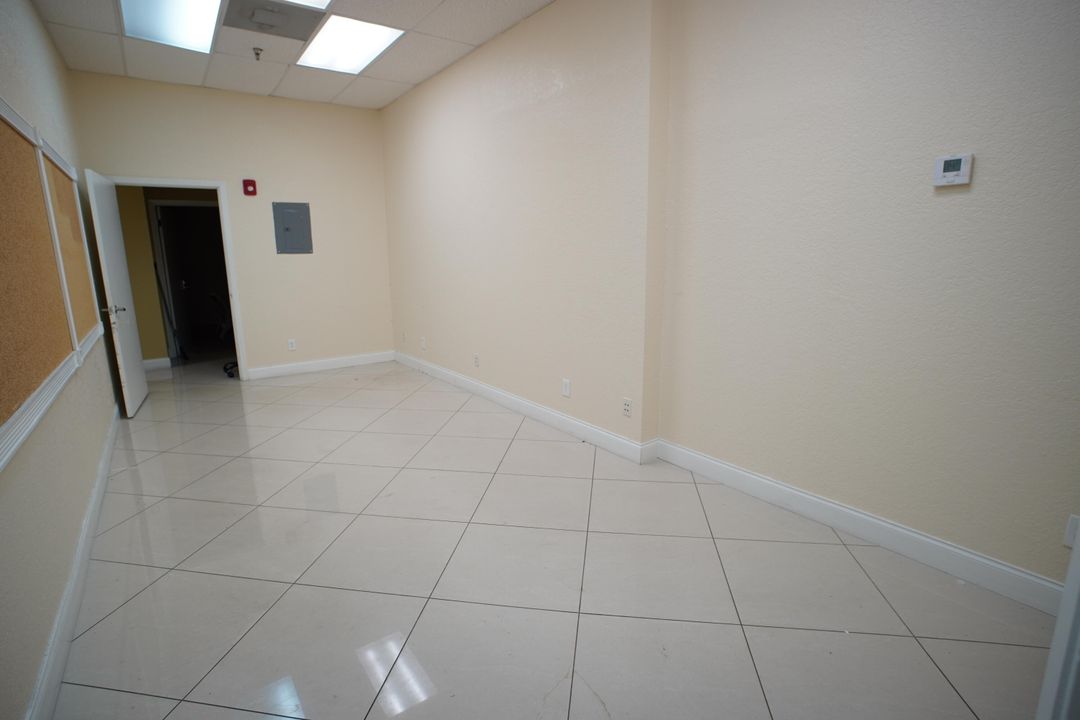 На продажу: $3,400 (0 спален, 0 ванн, 9460 Квадратных фут)