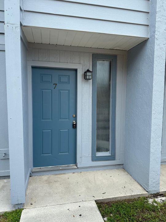 最近租的: $1,575 (2 贝兹, 1 浴室, 1025 平方英尺)