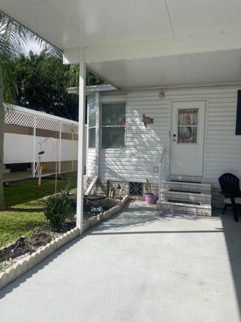 For Sale: $80,000 (2 beds, 2 baths, 1100 Square Feet)