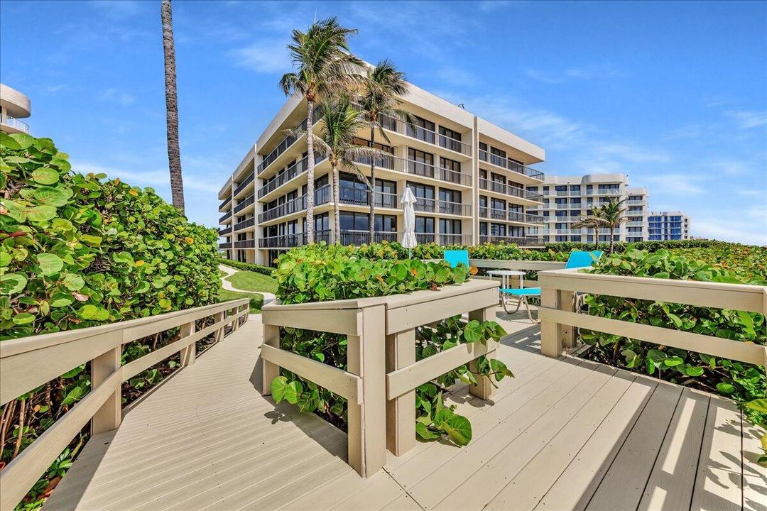 Activo con contrato: $1,500,000 (3 camas, 3 baños, 2145 Pies cuadrados)