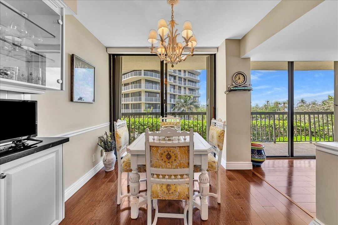 Activo con contrato: $1,500,000 (3 camas, 3 baños, 2145 Pies cuadrados)