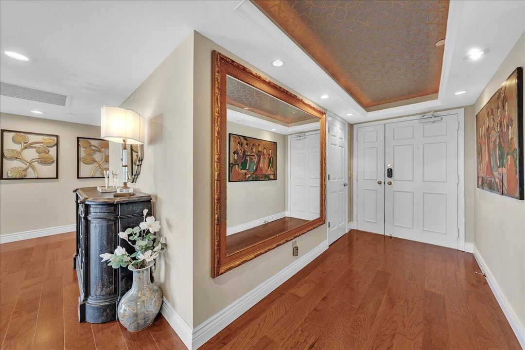 Activo con contrato: $1,500,000 (3 camas, 3 baños, 2145 Pies cuadrados)