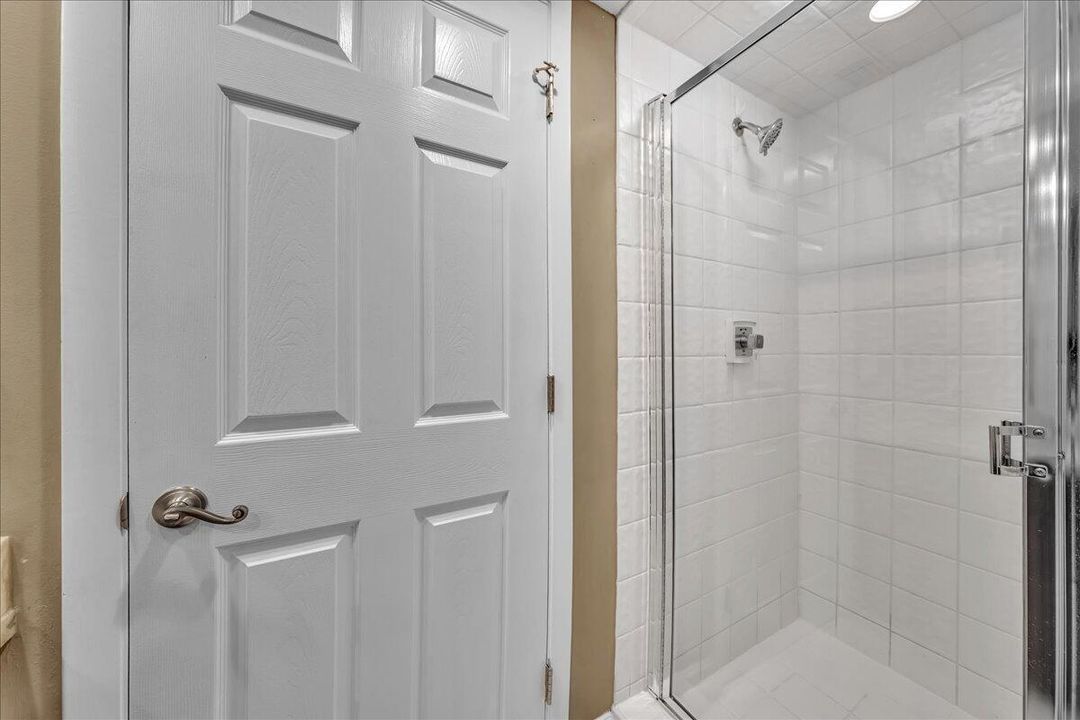 Activo con contrato: $1,500,000 (3 camas, 3 baños, 2145 Pies cuadrados)