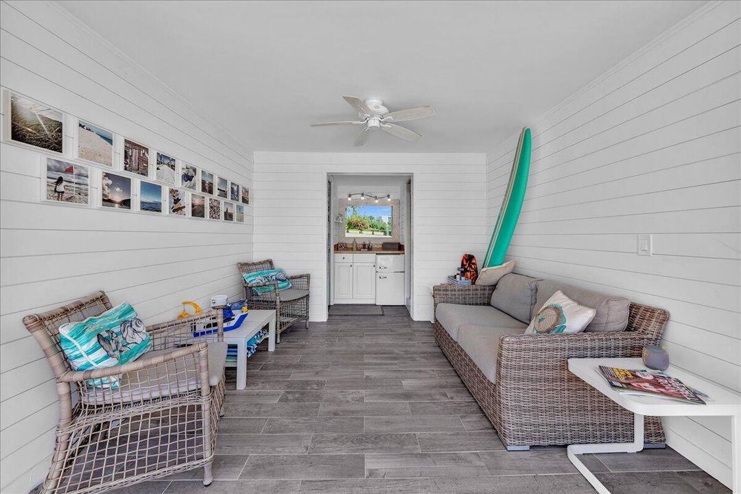 Activo con contrato: $1,500,000 (3 camas, 3 baños, 2145 Pies cuadrados)