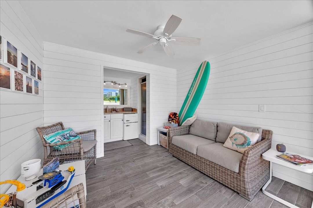 Activo con contrato: $1,500,000 (3 camas, 3 baños, 2145 Pies cuadrados)