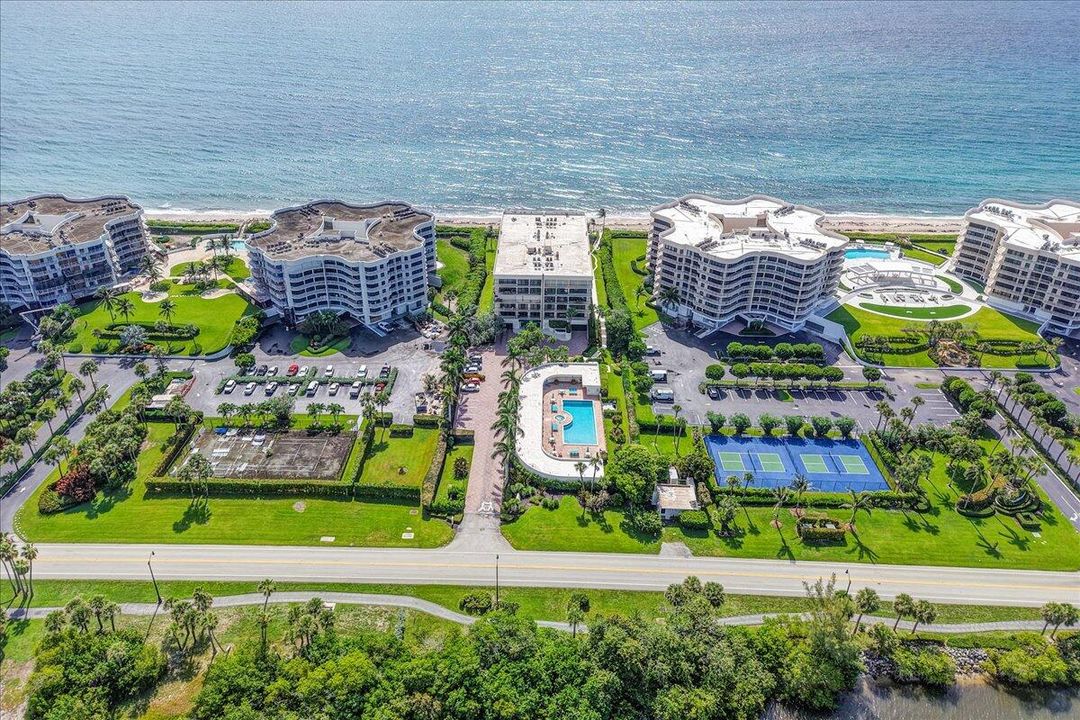 Activo con contrato: $1,500,000 (3 camas, 3 baños, 2145 Pies cuadrados)