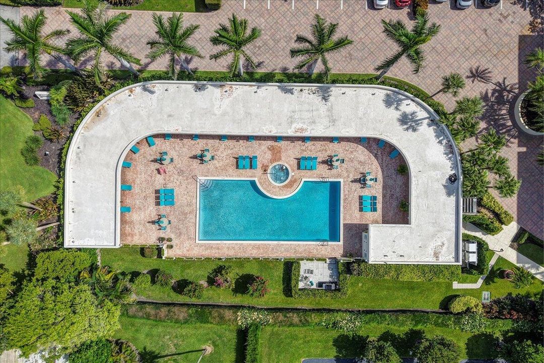 Activo con contrato: $1,500,000 (3 camas, 3 baños, 2145 Pies cuadrados)