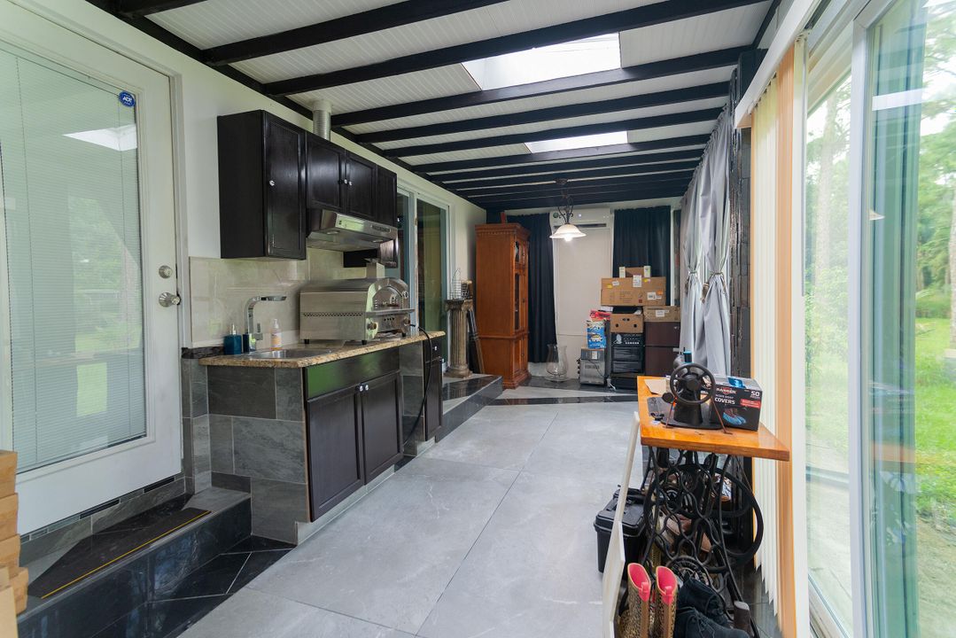 For Sale: $619,000 (3 beds, 2 baths, 1410 Square Feet)