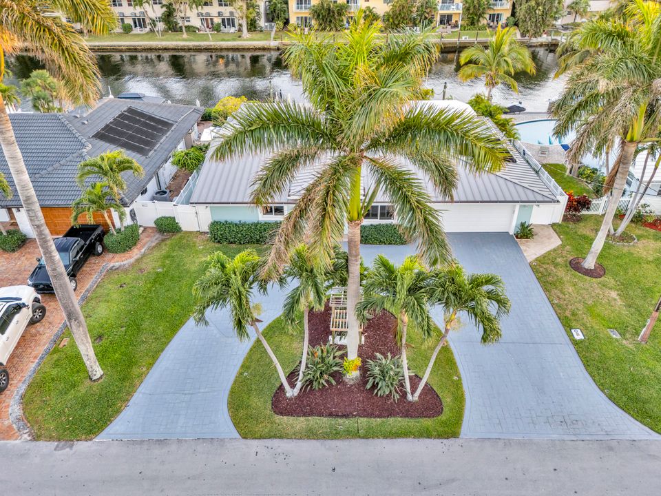 En Venta: $1,899,990 (3 camas, 3 baños, 2450 Pies cuadrados)