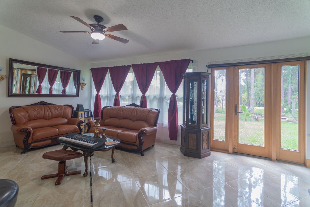 For Sale: $619,000 (3 beds, 2 baths, 1410 Square Feet)