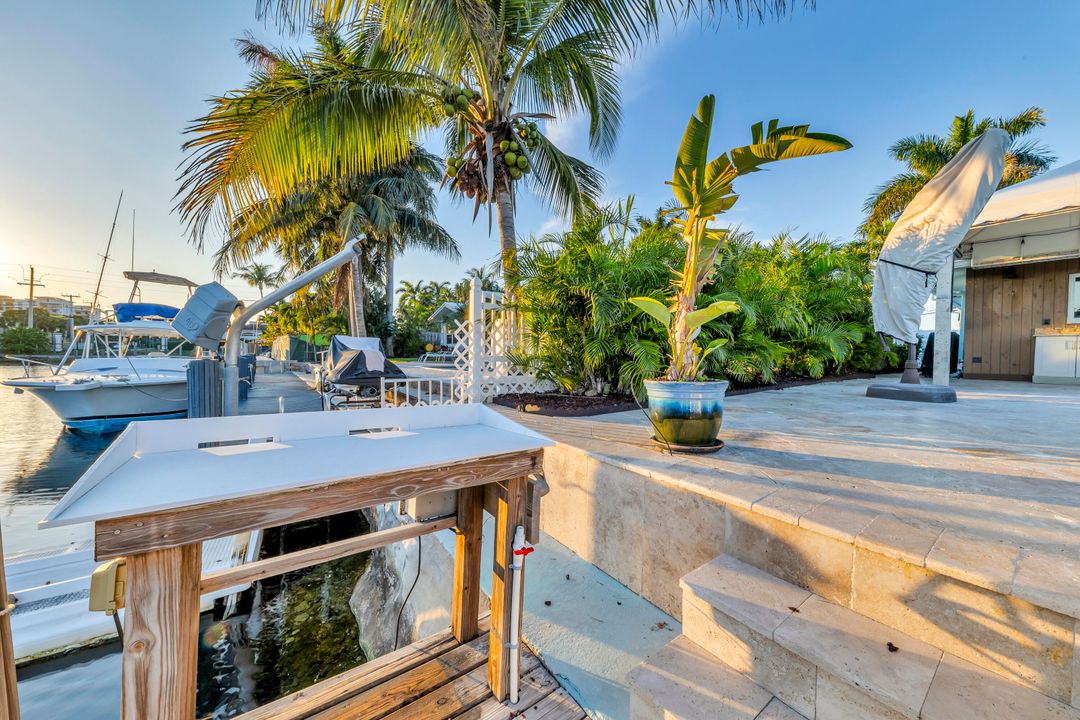 En Venta: $1,899,990 (3 camas, 3 baños, 2450 Pies cuadrados)